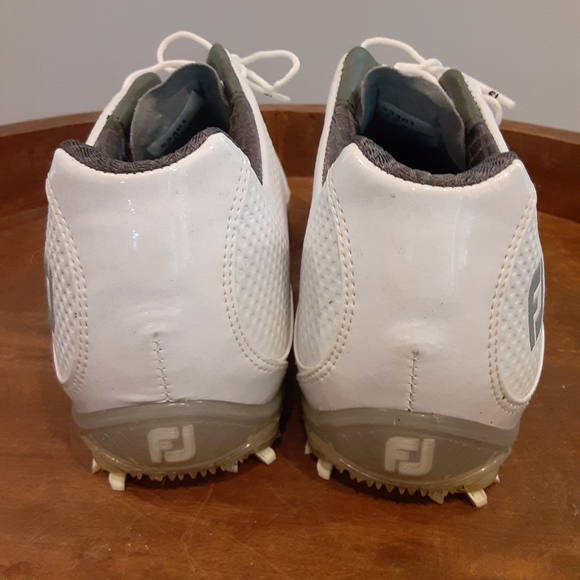 Men's Size 9 (US) FootJoy DNA Golf Spikes - Picture 3 of 6